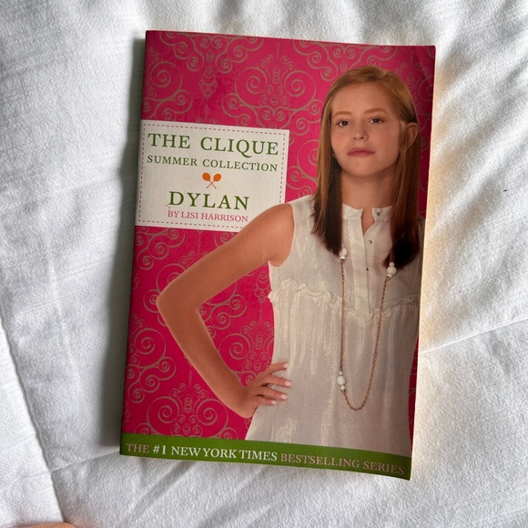 The Clique Book Series by Lisi Harrison - Picture 8 of 10